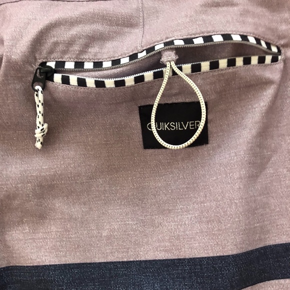 Quiksilver board shorts 36 - Picture 4 of 6